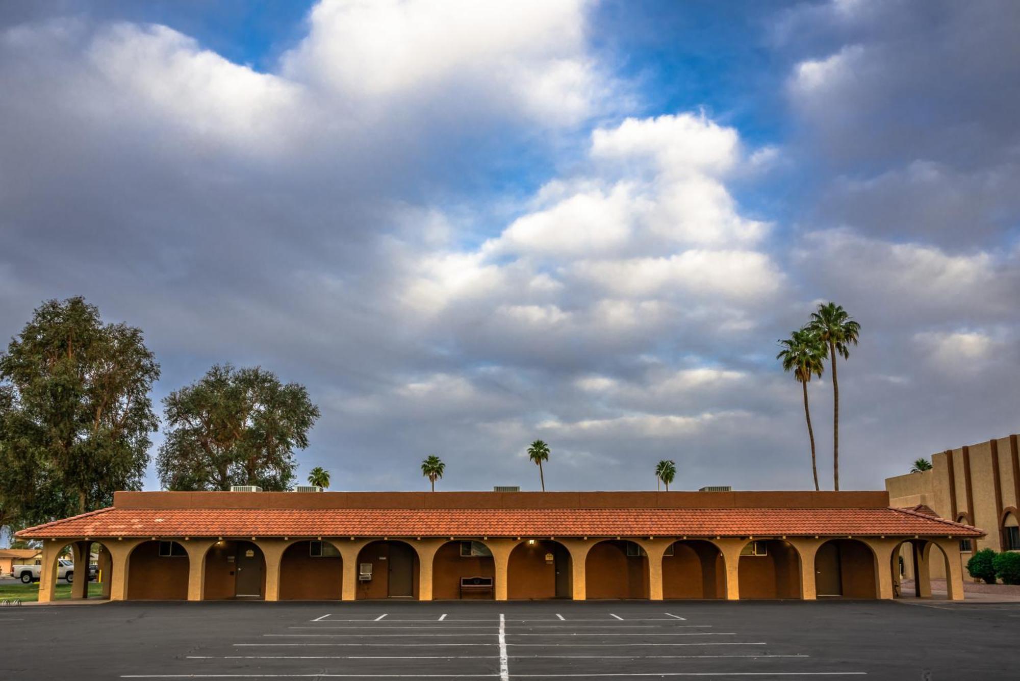 Sunland Village Mesa Bagian luar foto